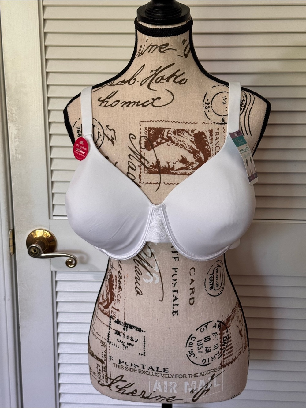 Vanity Fair White Underwire Molded Cup Bra